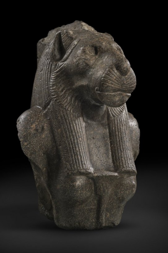Bust de la deessa Sekhmet. Granit. Dinastia XVIII, regnat d’Amenhotep III (1391 1353 aC) Museu Egipci