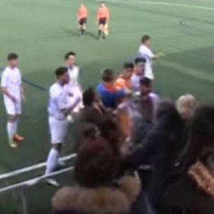 Violència Futbol lluita Captura pantalla Violència Futbol lluita Captura pantalla