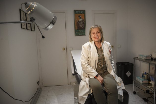 Dermatologa Lola Bou - Sergi Alcàzar