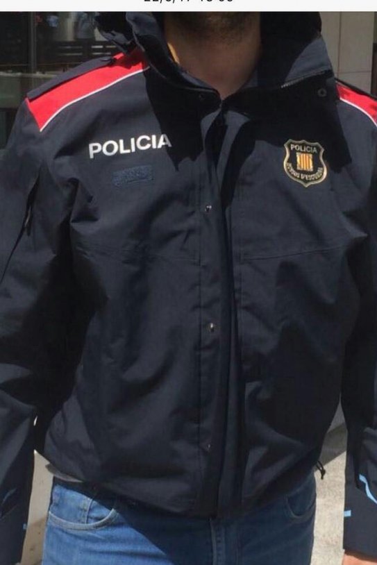 nuevo uniforme mossos|mozos