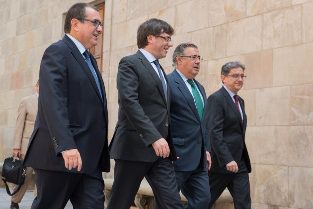 Reunió de la junta de seguretat de Catalunya amb el ministre d'interior Juan Ignacio Zoido, el conseller d'interior Jordi Jané i Puigdemont