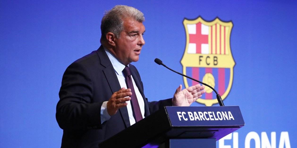 Cerrado, viaja a Barcelona, Joan Laporta firma el fichaje, 25 millones