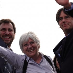 Perpinyà flooded by independence supporters as Puigdemont returns Perpinyà flooded by independence supporters as Puigdemont returns