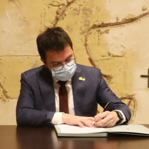 Catalonia postpones elections till May 30th due to coronavirus situation Catalonia postpones elections till May 30th due to coronavirus situation