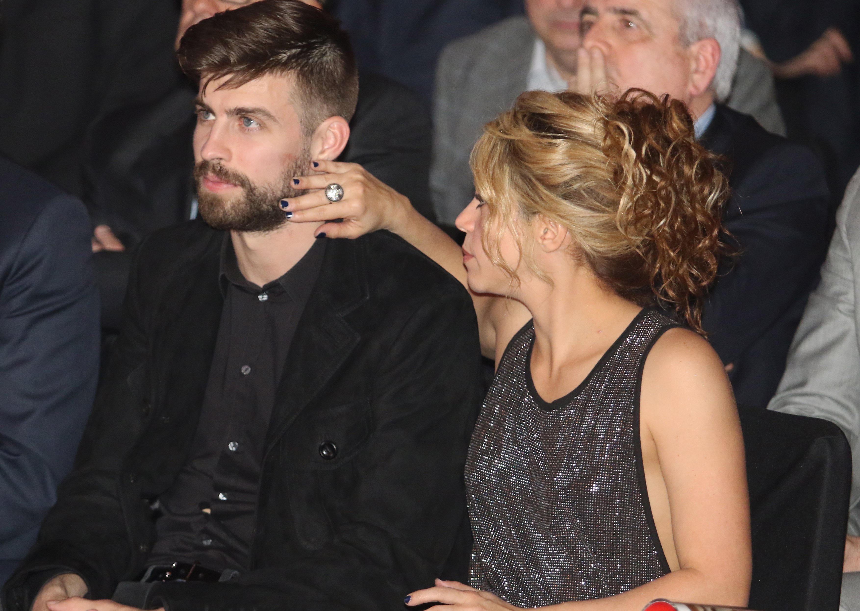 El abuelo de Piqué habla de la presunta crisis del futbolista y Shakira