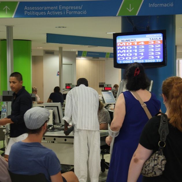 Los parados de larga duración podrán volver a cobrar 400 euros