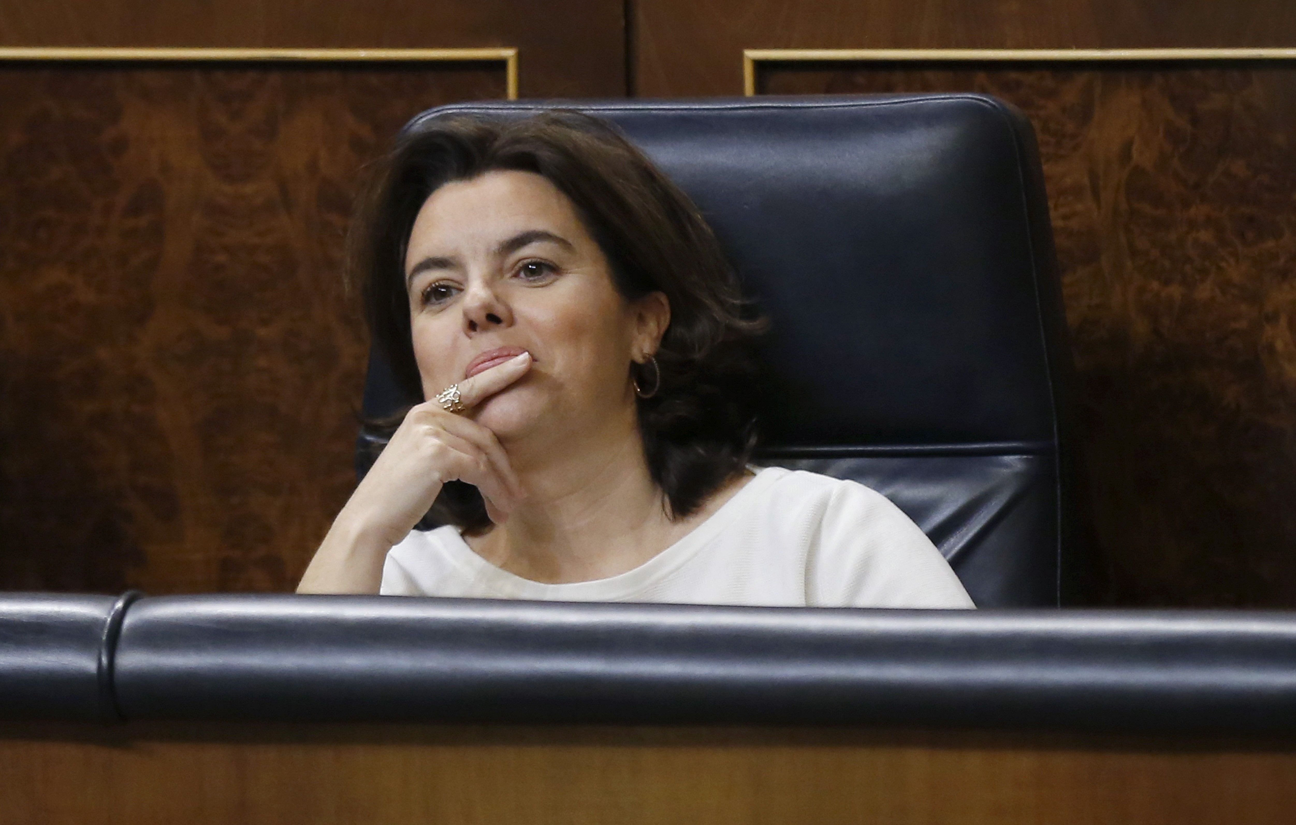 Santamaría adverteix que la suspensió de càrrecs “està prevista a les lleis”