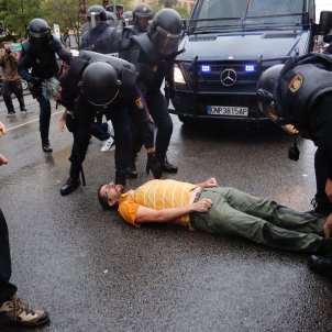 13 more police under investigation for referendum attacks 13 more police under investigation for referendum attacks
