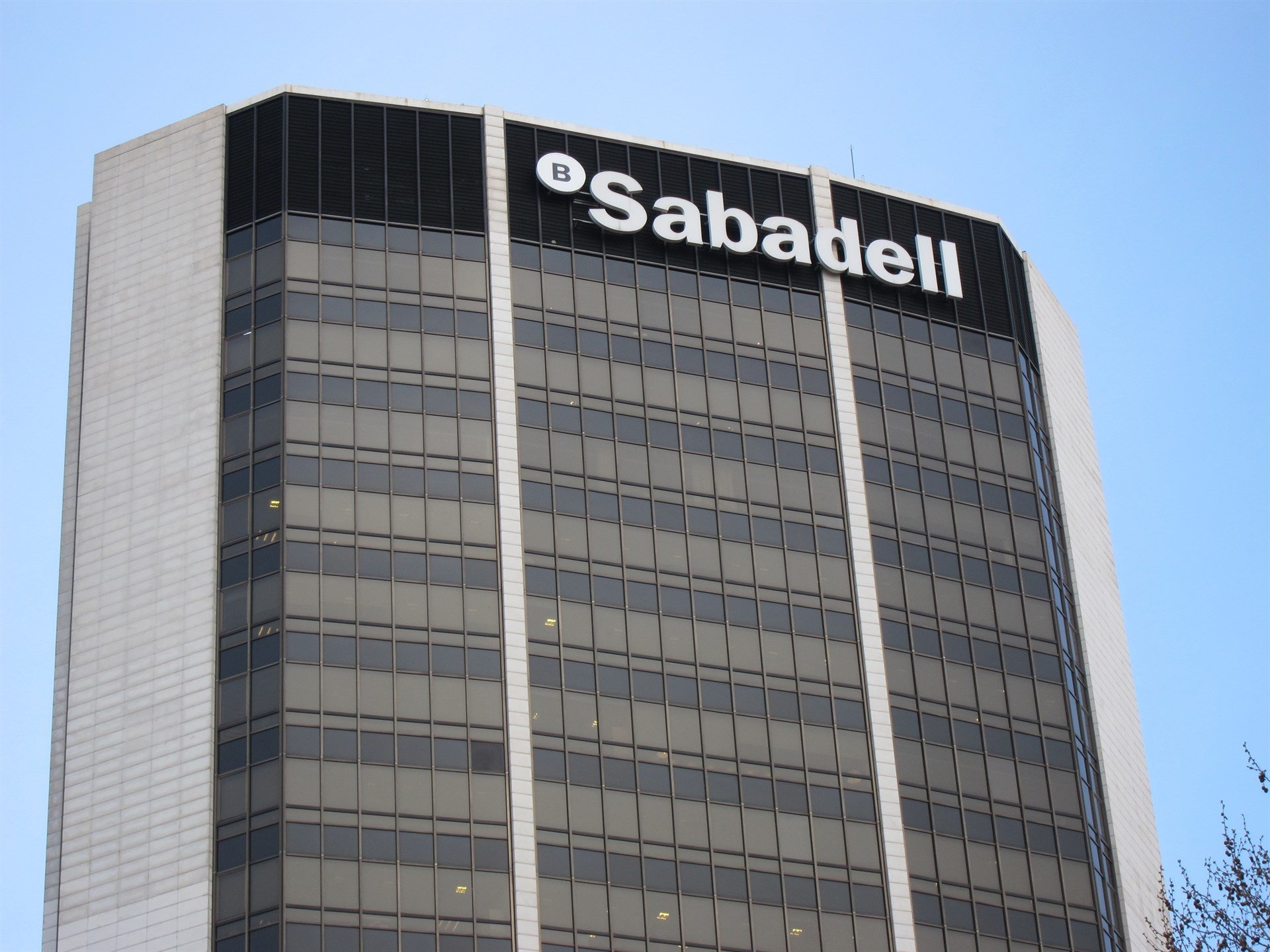 Banco Sabadell decides to move registered office to Alacant