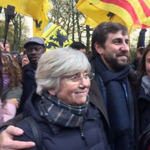 Catalan ministers Ponsatí, Comín and Serret protest in Brussels Catalan ministers Ponsatí, Comín and Serret protest in Brussels