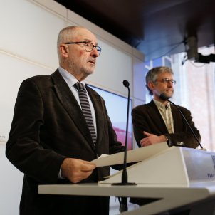 Official reveals Merkel called Rajoy during Catalan referendum Official reveals Merkel called Rajoy during Catalan referendum