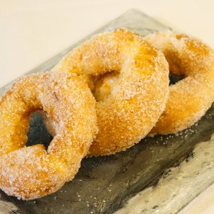 Baked doughnuts you can make at home Baked doughnuts you can make at home