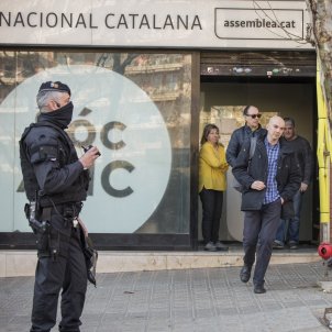 Spain's Civil Guard copied emails from Puigdemont, Junqueras, other ministers Spain's Civil Guard copied emails from Puigdemont, Junqueras, other ministers