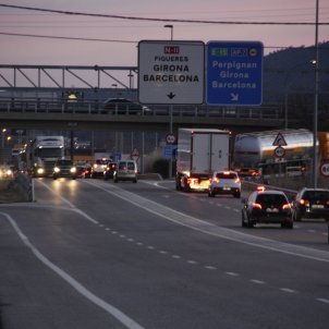 Catalans driving to Strasbourg protest given heavy searches as they leave Spain Catalans driving to Strasbourg protest given heavy searches as they leave Spain