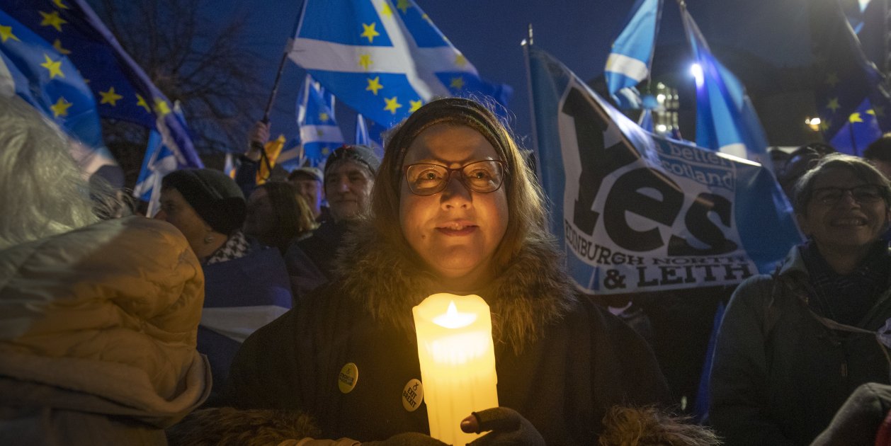Support for Scottish independence is up to 56%, according to Ipsos MORI ...