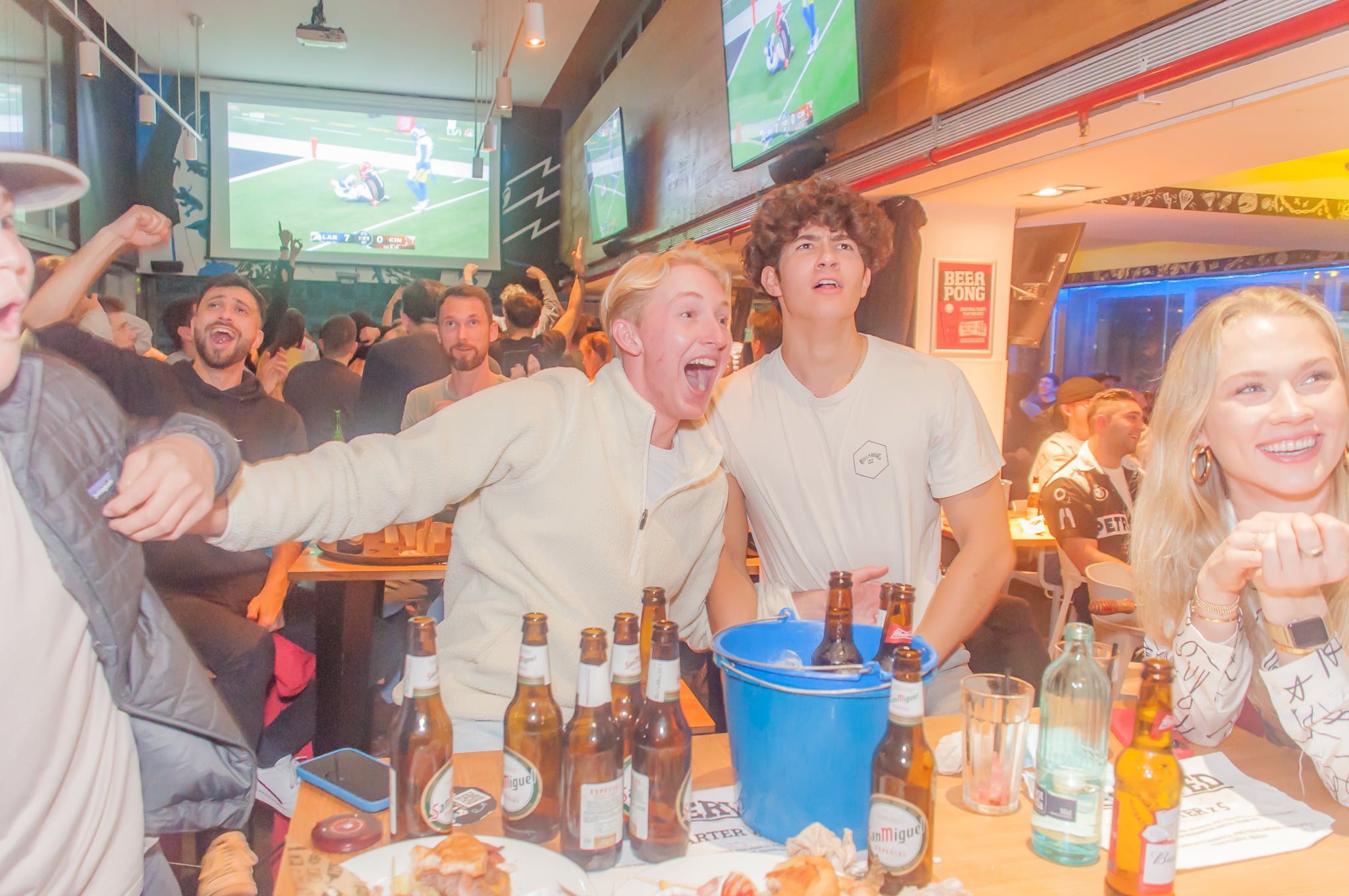 5 bars to watch Super Bowl 2023 in Barcelona: jumbo screens, cheerleaders, American football snacks...