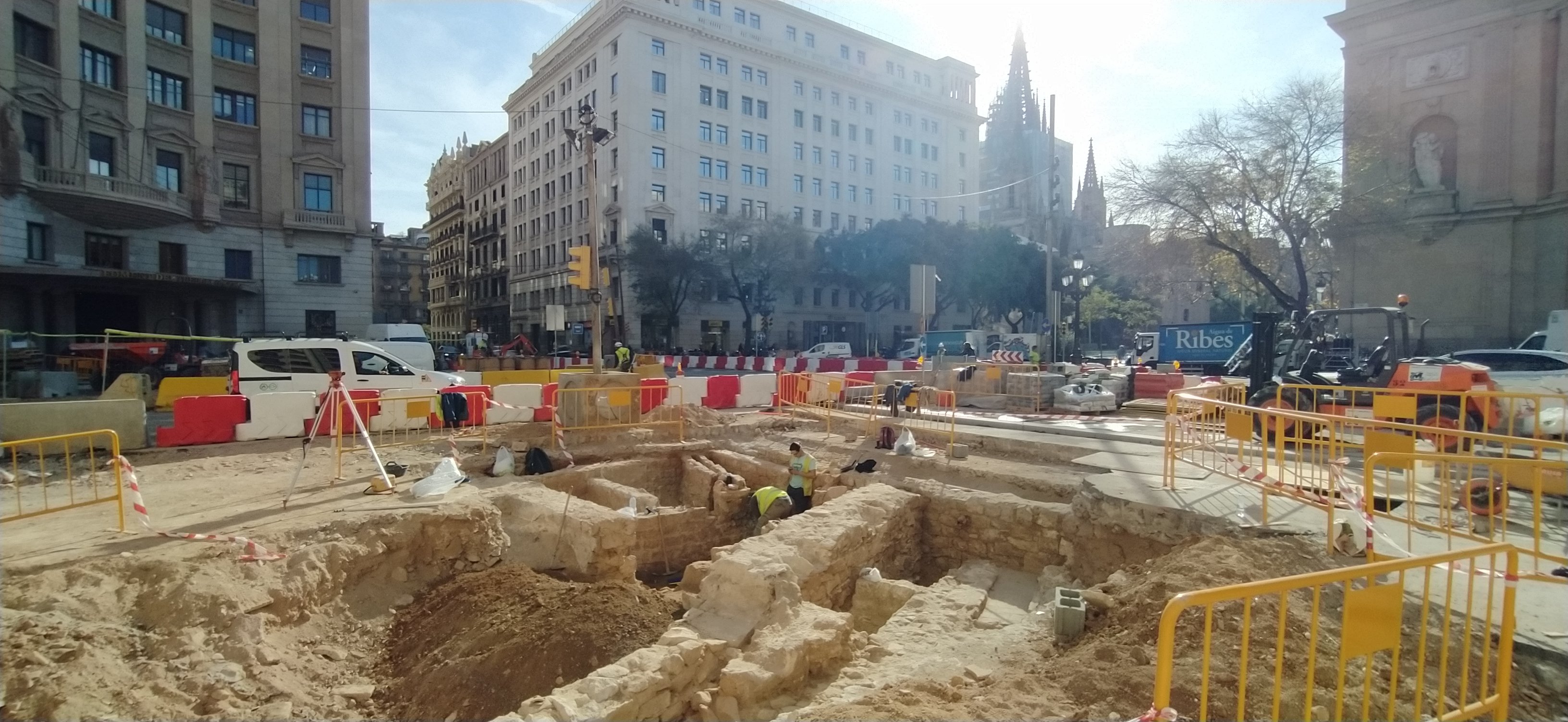 Via Laietana road works reveal skeleton of Barcelona resident from 1,500 years ago