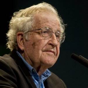 Chomsky, 100 other academics call for release of Catalan political prisoners Chomsky, 100 other academics call for release of Catalan political prisoners