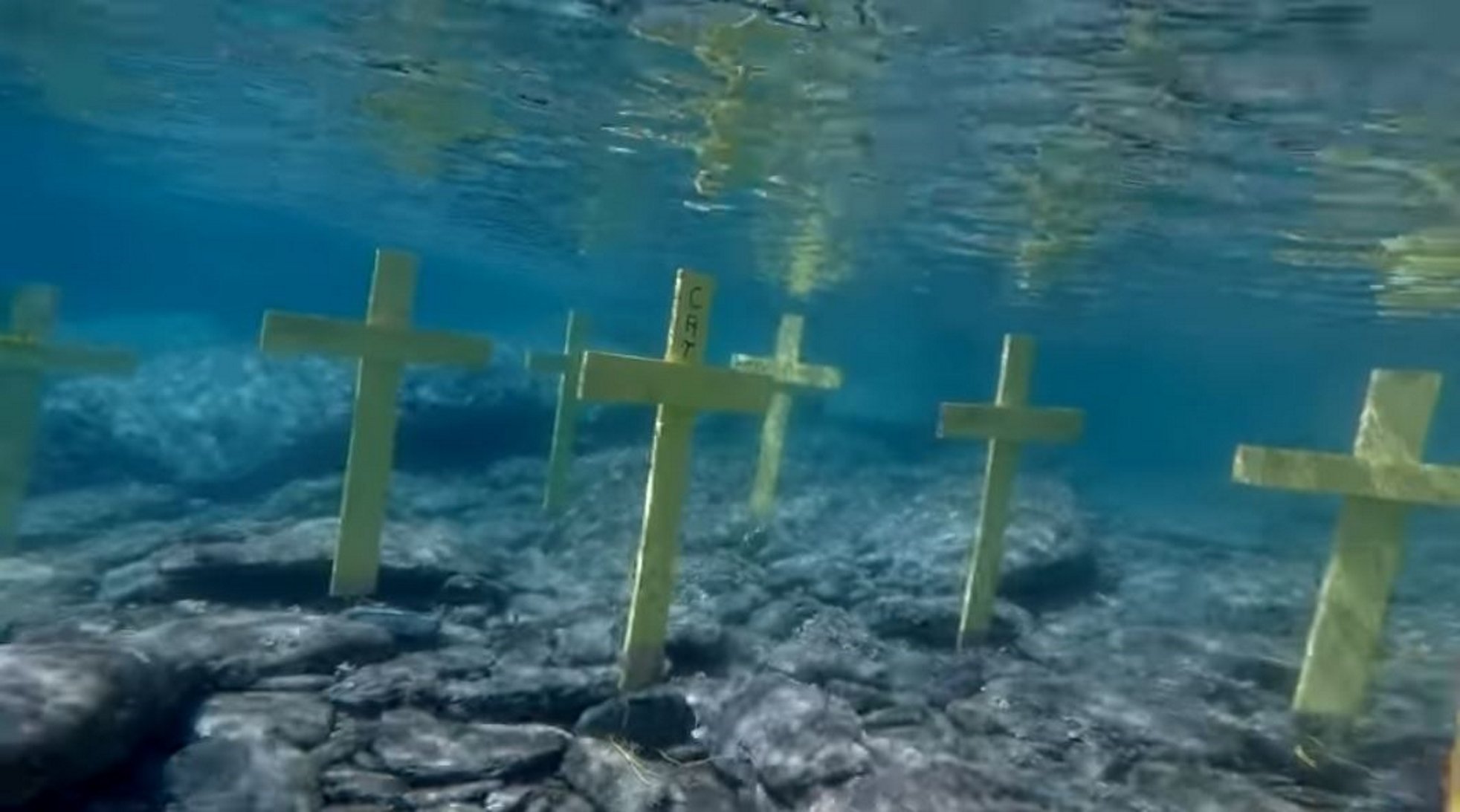 La reivindicació de la llibertat dels presos polítics arriba al fons del mar