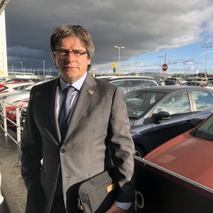 Puigdemont's first trip out of Belgium after arrest warrant withdrawn Puigdemont's first trip out of Belgium after arrest warrant withdrawn