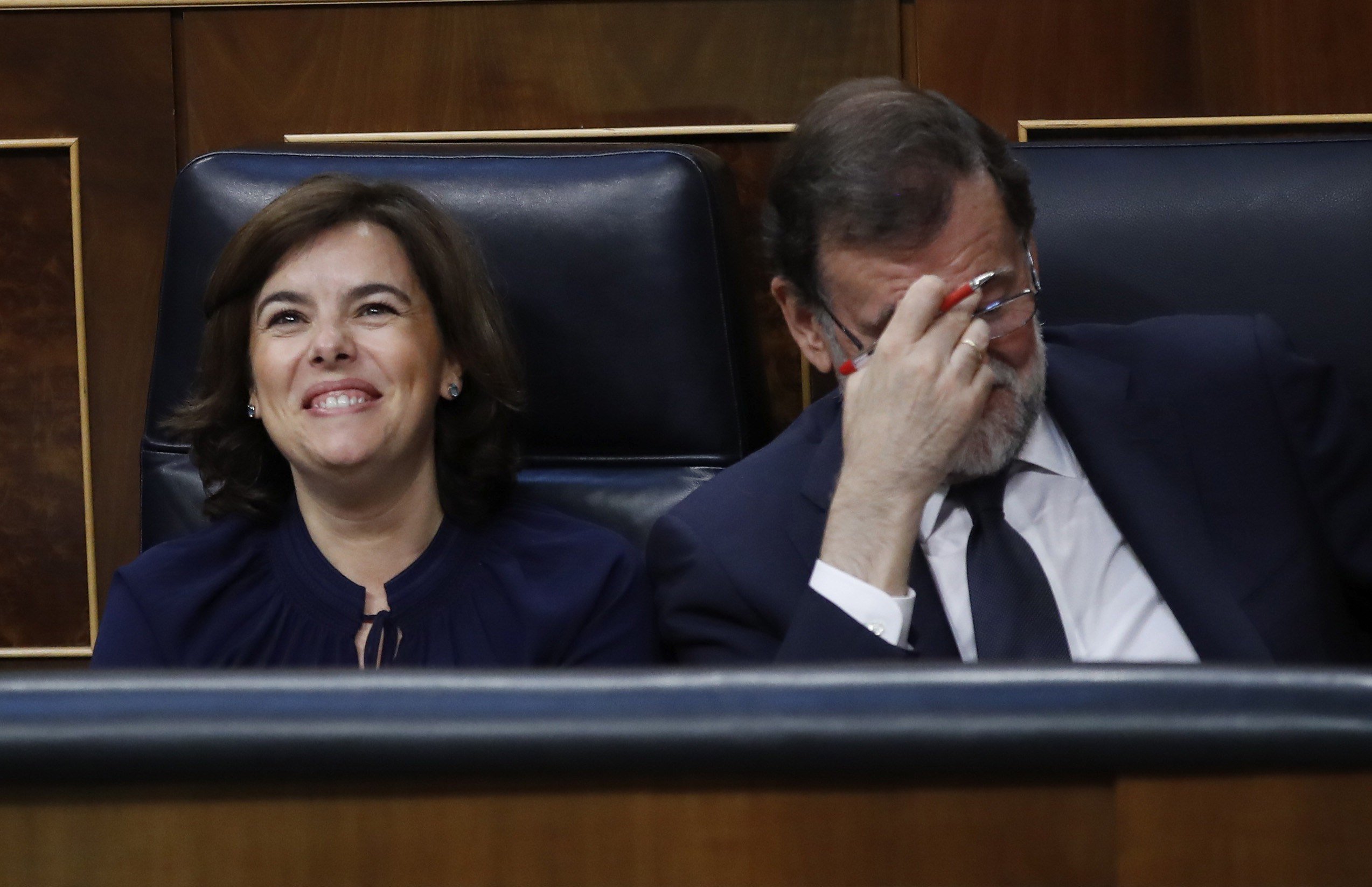 El Parlament lleva a Rajoy, Santamaría y Cospedal a la fiscalía por plantar a la comisión del 155