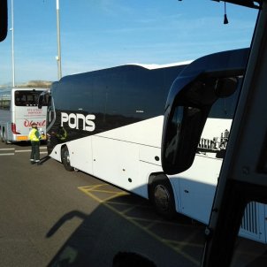 Catalan coaches stopped by Civil Guard checkpoints on way to Madrid march Catalan coaches stopped by Civil Guard checkpoints on way to Madrid march