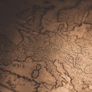 mapa europa - jakob braun unsplash mapa europa - jakob braun unsplash