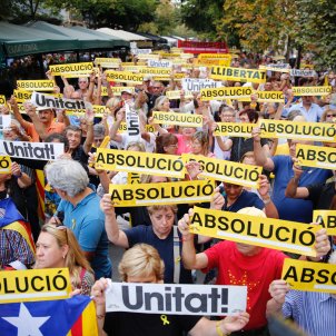 "We'll do it again", two years after the protest that led Sànchez and Cuixart to prison "We'll do it again", two years after the protest that led Sànchez and Cuixart to prison