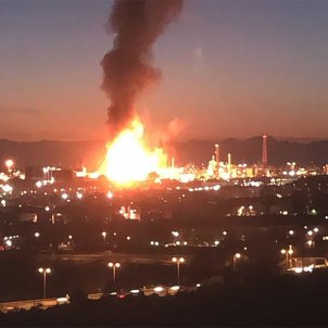 Explosion at chemical plant near Tarragona: one dead, one missing, eight injured Explosion at chemical plant near Tarragona: one dead, one missing, eight injured