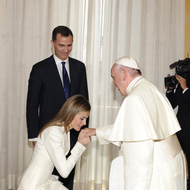 El matrimonio por la Iglesia de Felipe y Letizia, en peligro por esta mentira