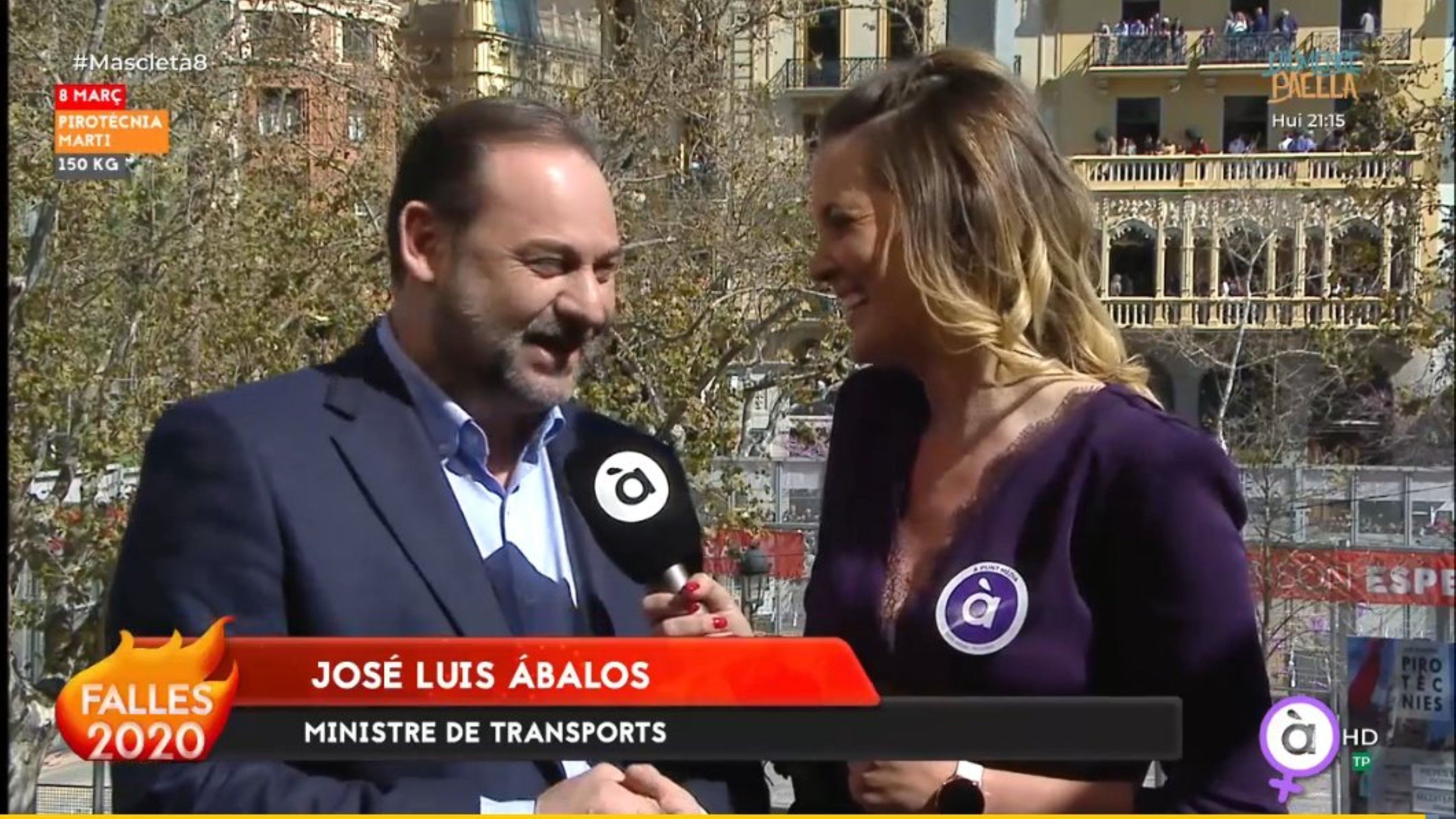 Crítiques a la tv valenciana per l'entrevista a Ábalos que arracona el català