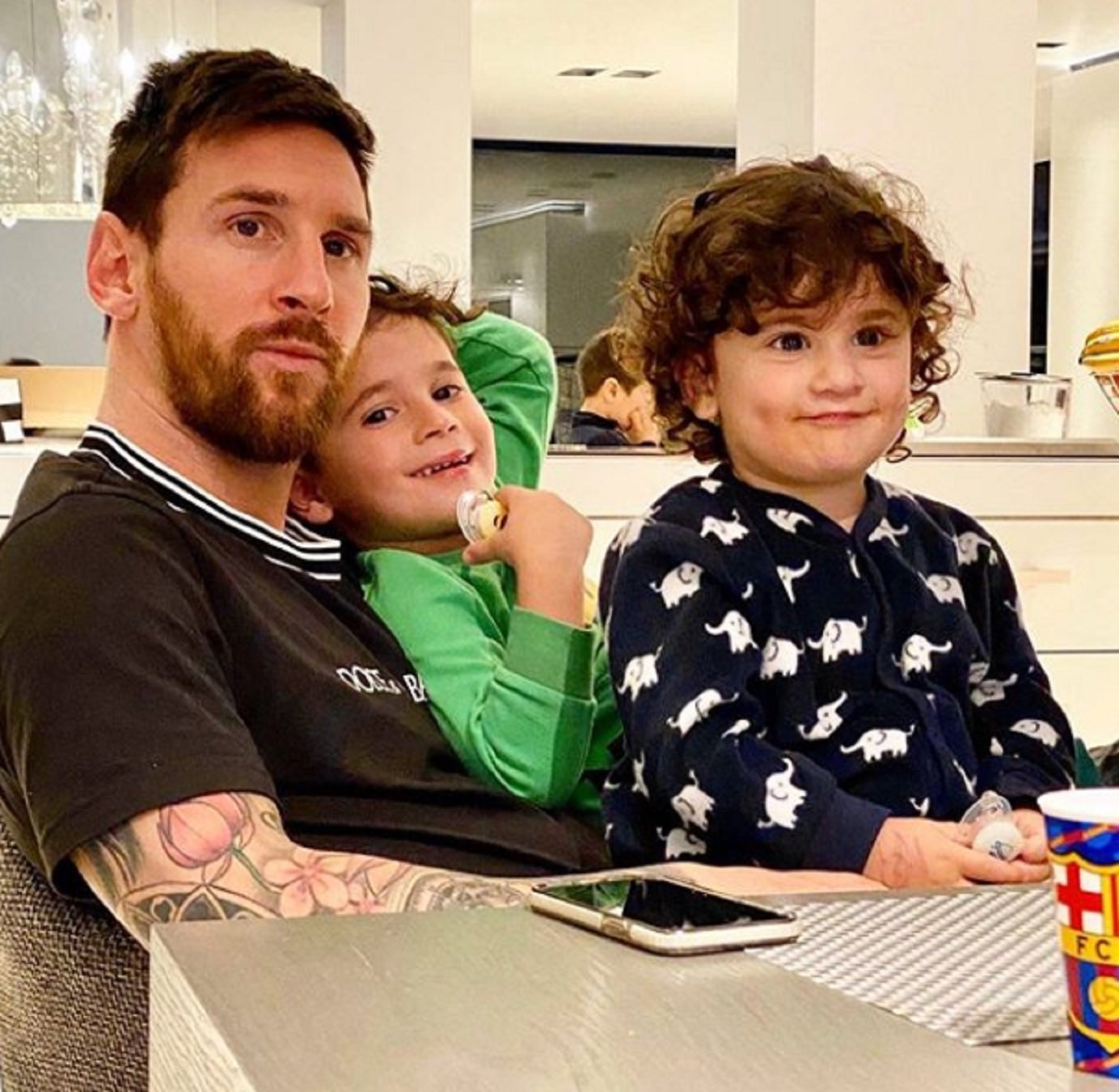 Leo Messi es fa un sorprenent canvi  de look el 5è dia confinat: ja no és així