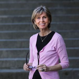 Pilar Senpau - Editorial proa