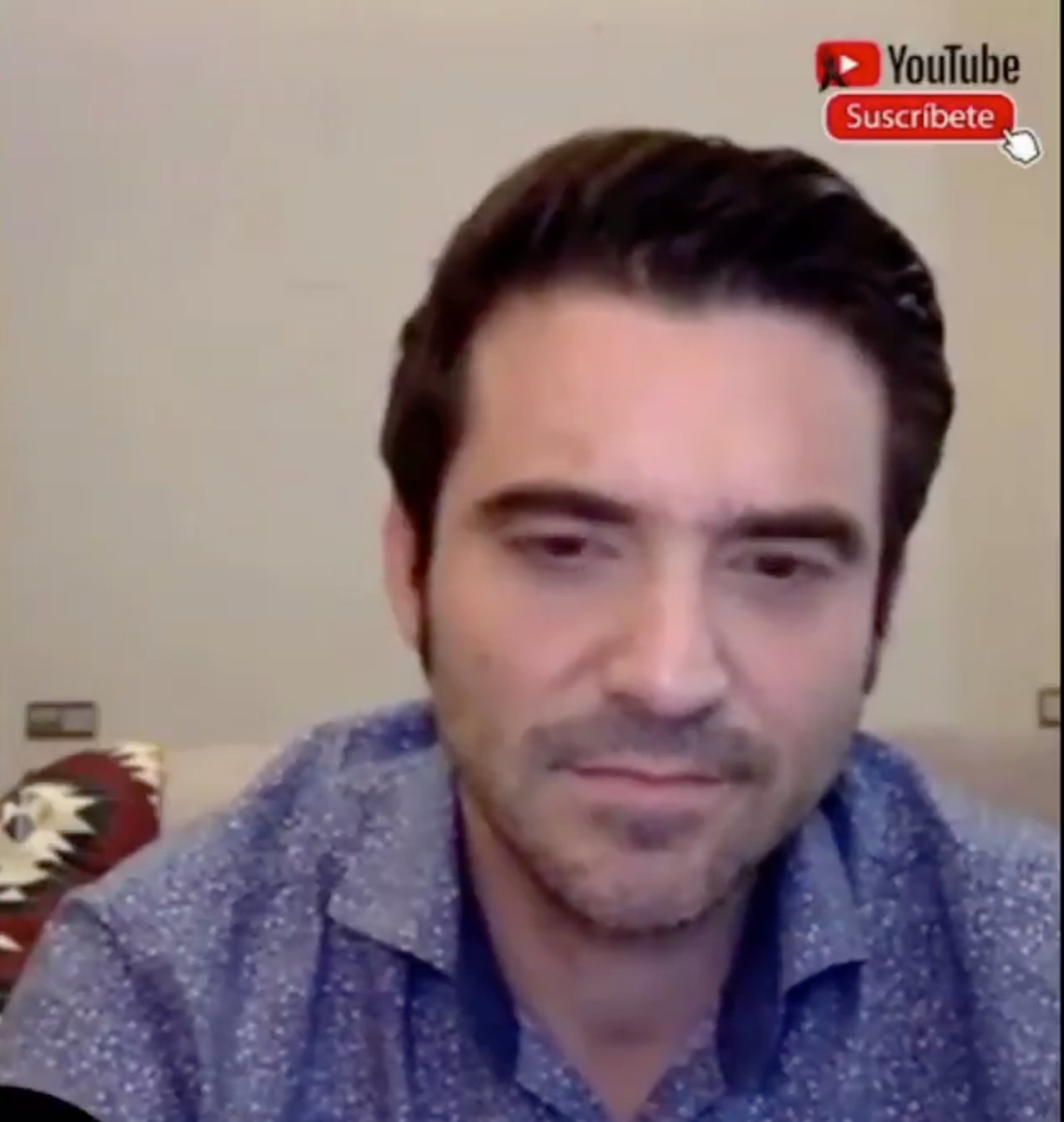 Un decrépito actor español avergüenza la red con Javier Negre: "votaría VOX"