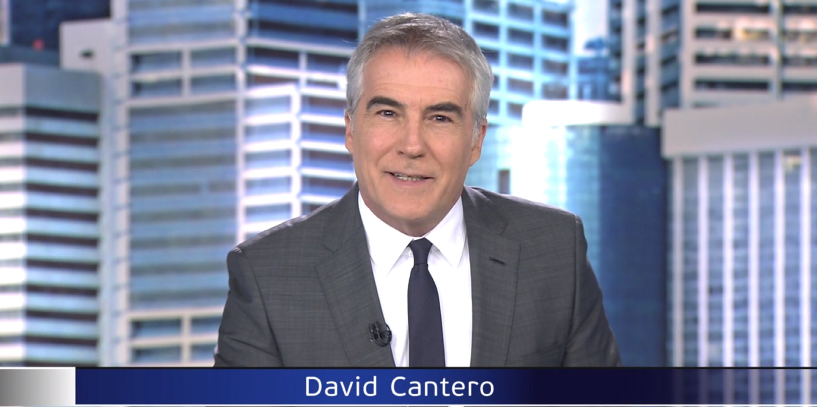 David Cantero té un fill seu a l'informatiu: reporter sexy i cognom de la mare
