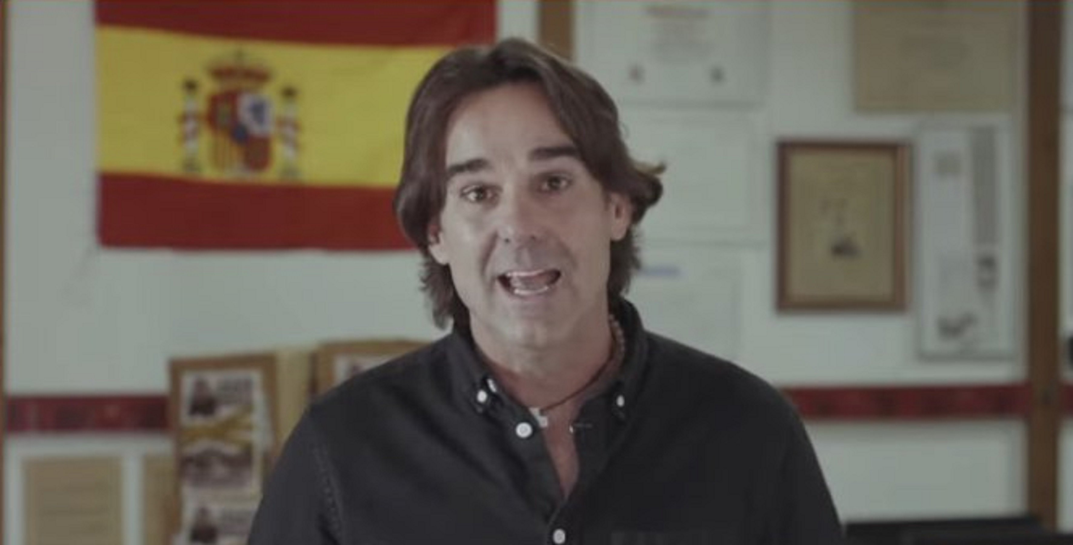 Famoso catalán contra Cake Minuesa: "Ayuso le paga 30.000€ por su basura ultra"