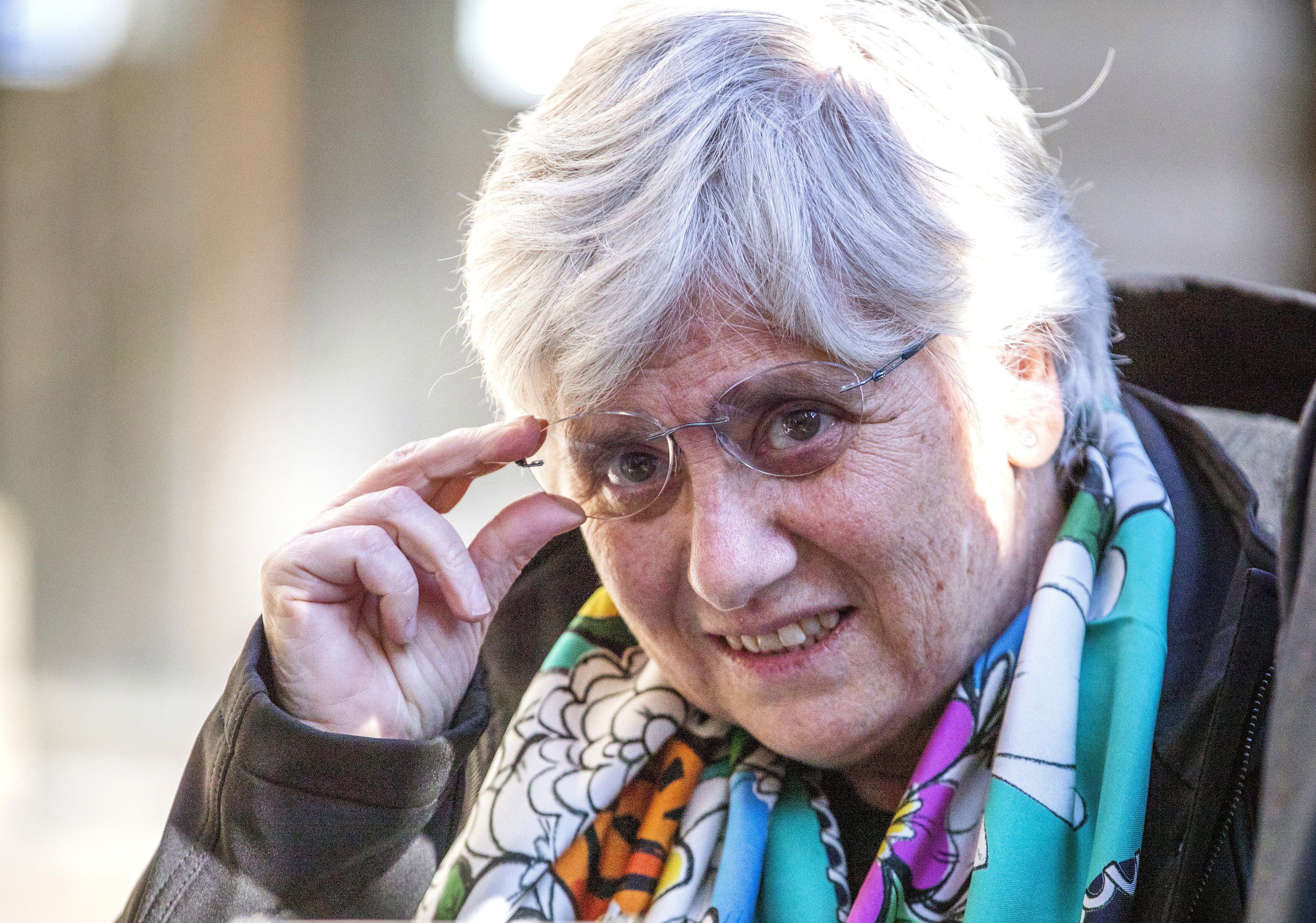 Vomitiva vinyeta d'humor d'El Mundo': insulten Clara Ponsatí però fan el mateix