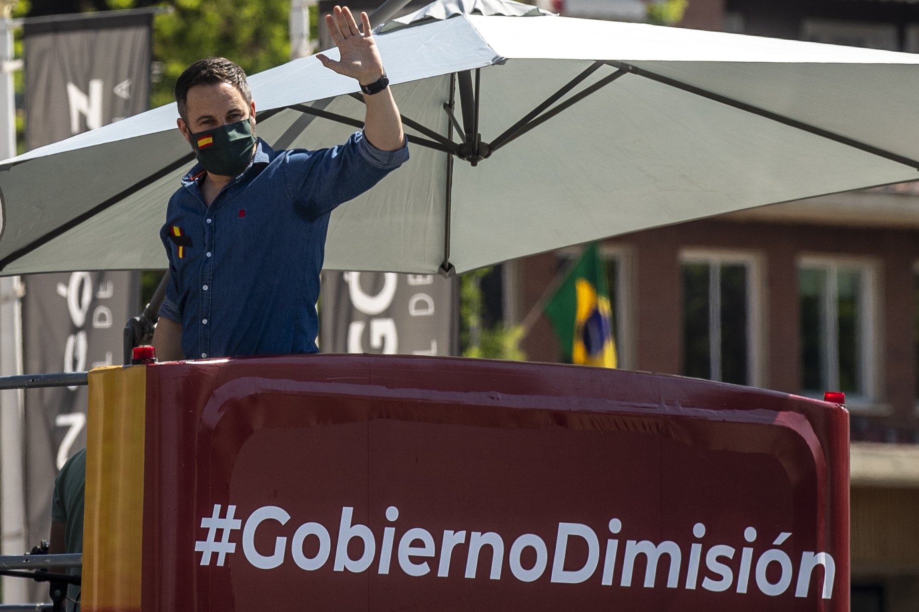 Santiago Abascal en guerra amb un periodista català: multimillionario histérico
