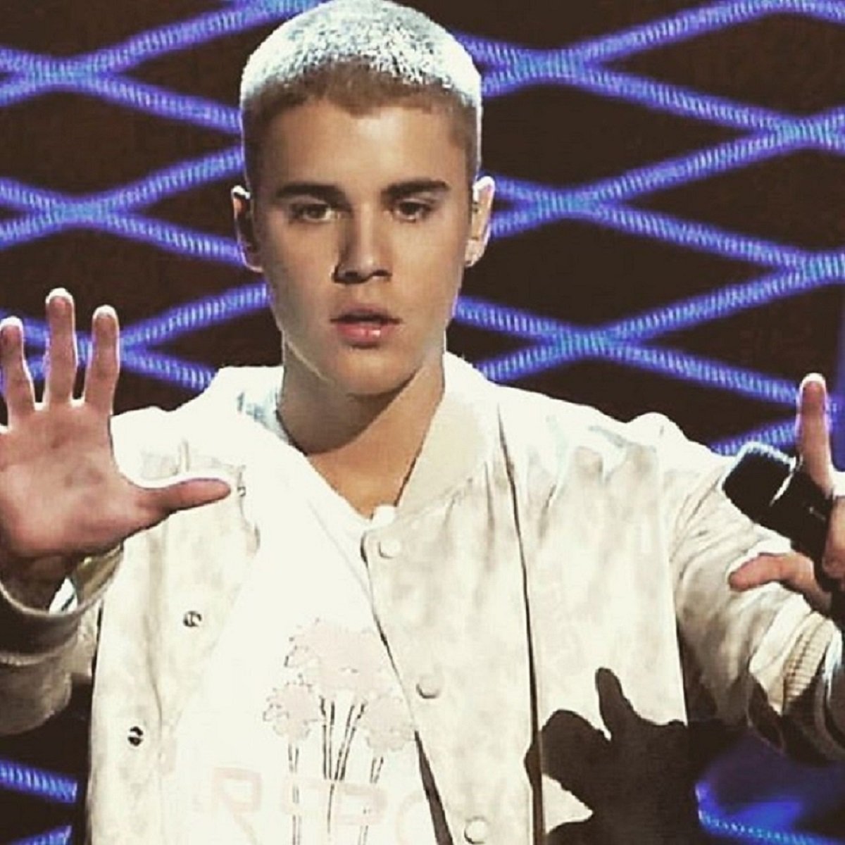 ¿Lleva Justin Bieber demasidado lejos las modas?