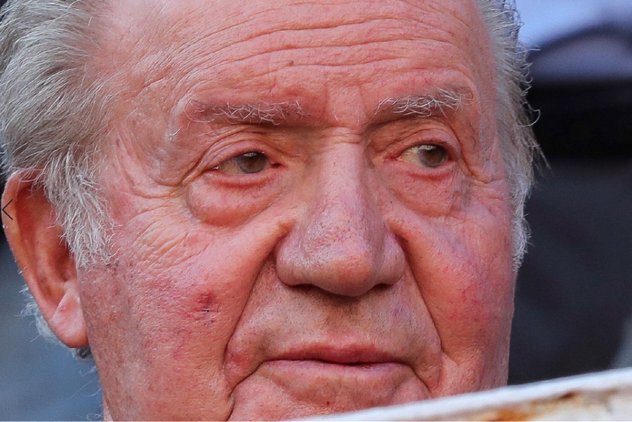 PORTADA DEMOLEDORA Un medio catalán pone a Juan Carlos entre rejas