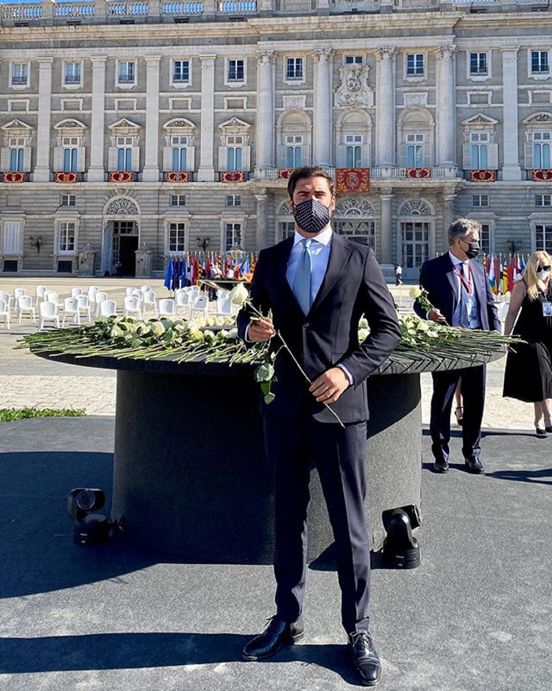 Polémica en el homenaje de Estado: Jorge Cremades indigna con sus vídeos