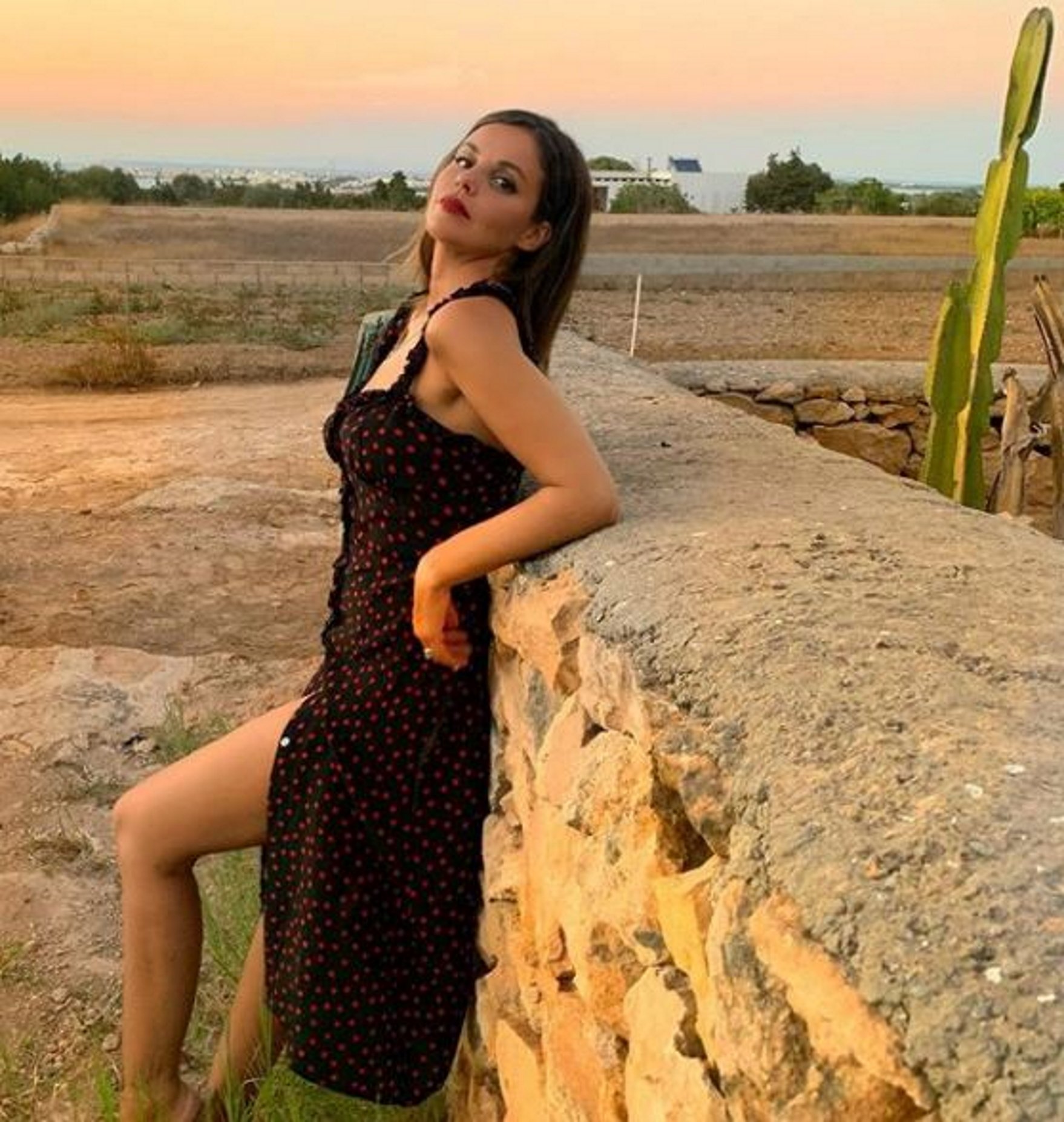 Marta Torné rebenta Instagram amb un topless matiner a Formentera
