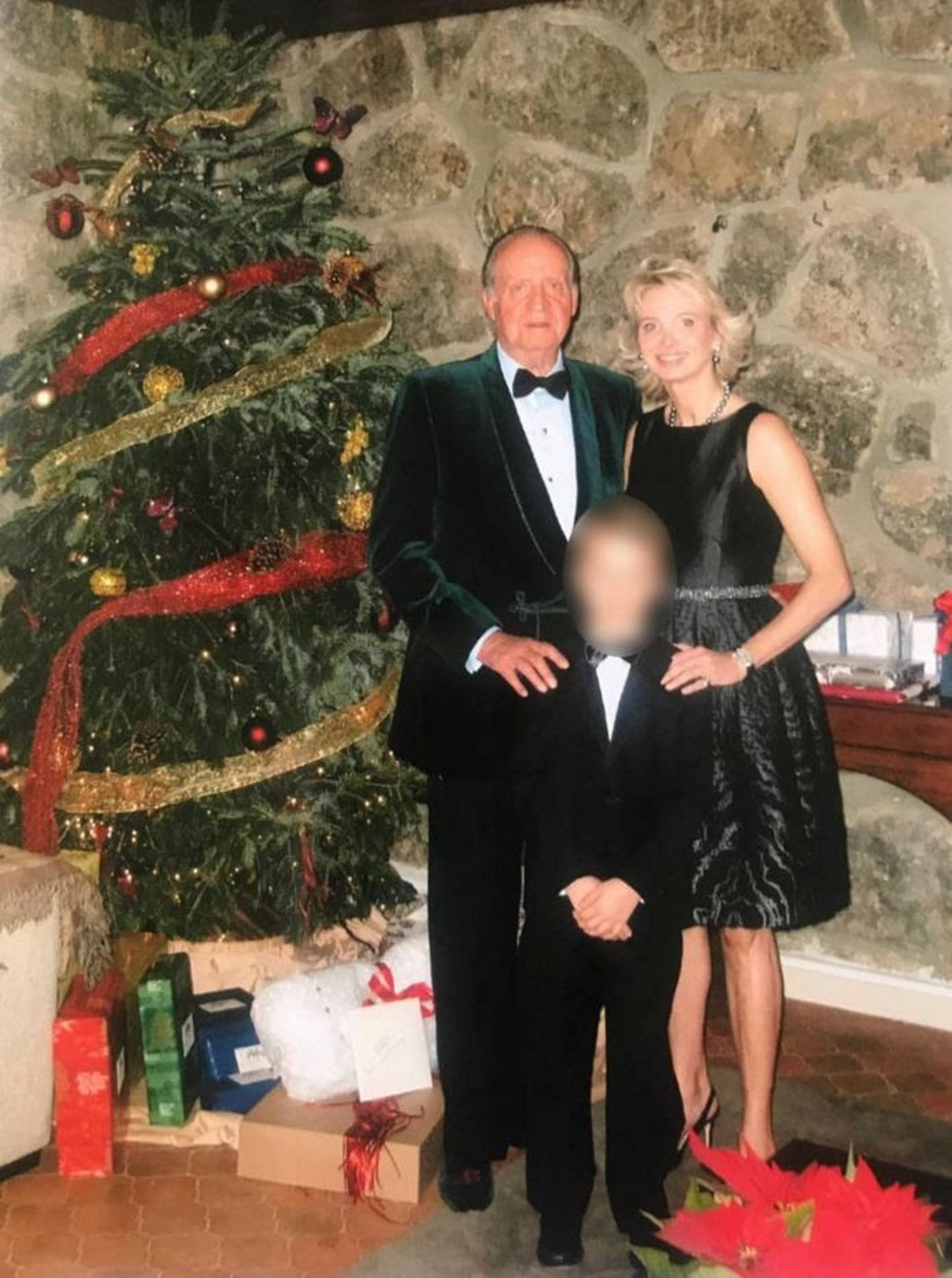 Navidad de Juan Carlos: ni Sofía ni Felipe,detesta a su familia. España engañada