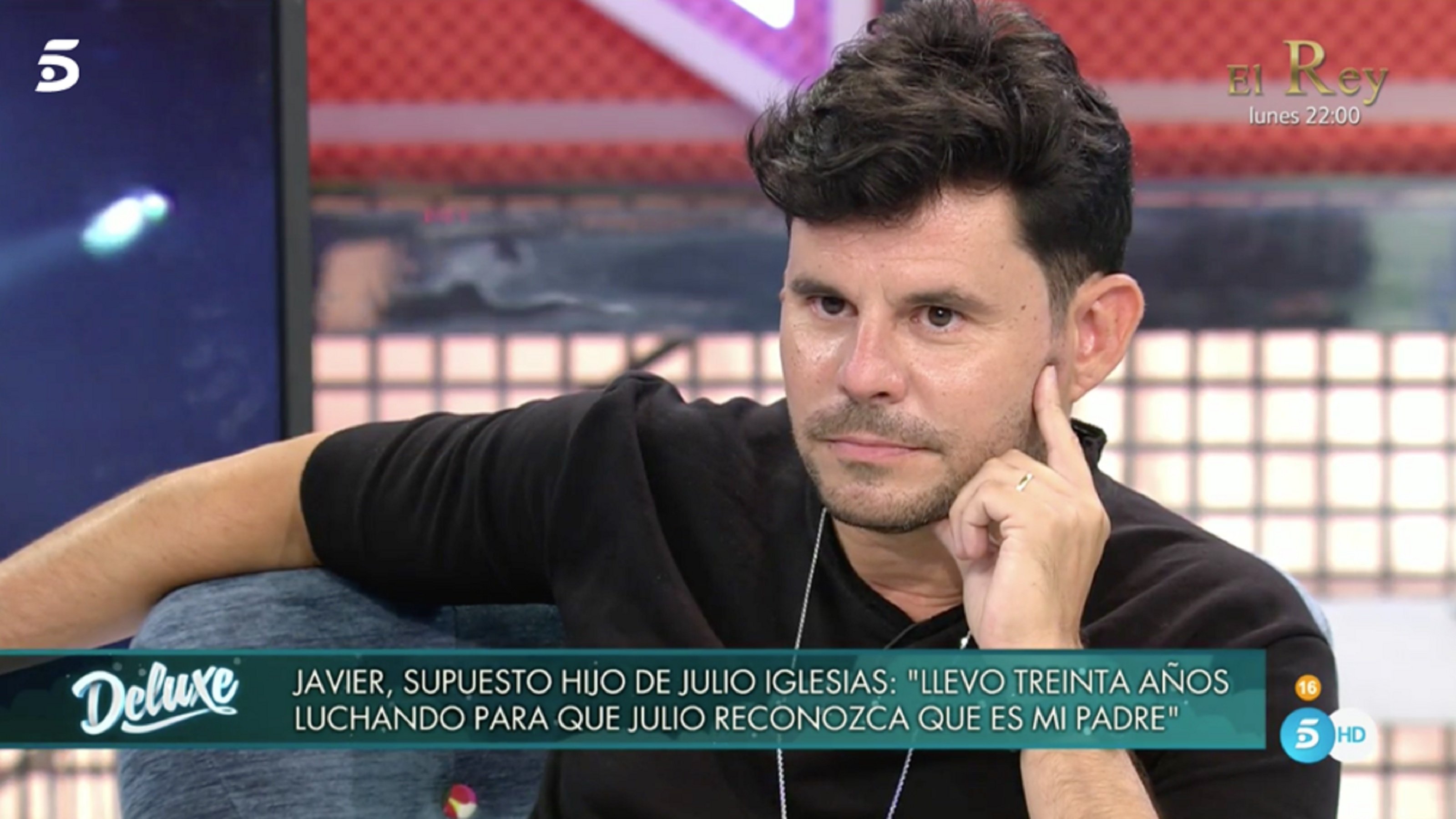 L'entrevista més dura de Javier Santos vs. Julio Iglesias: "Lo hago por mi hija"