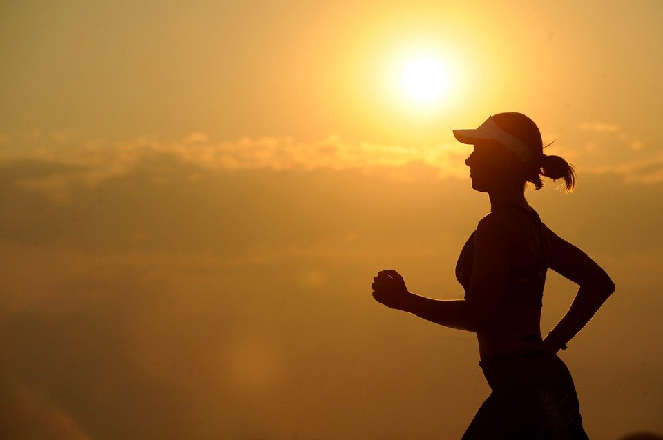 Llega el Tinder que divide entre ‘vagos’ y adictos al fitness