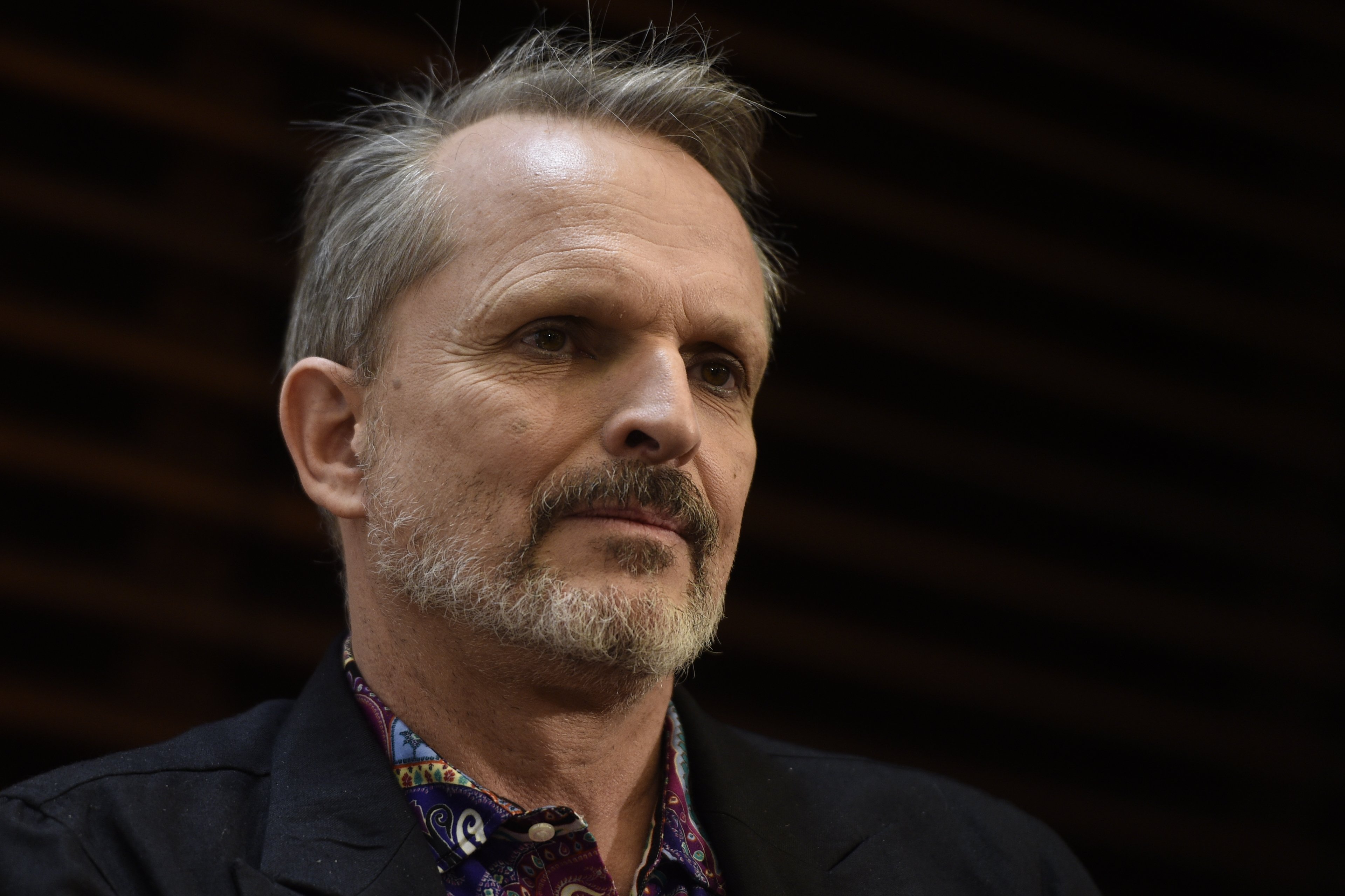 Miguel Bosé, contra la seva mare perquè no parli de Bimba a 'Sálvame'