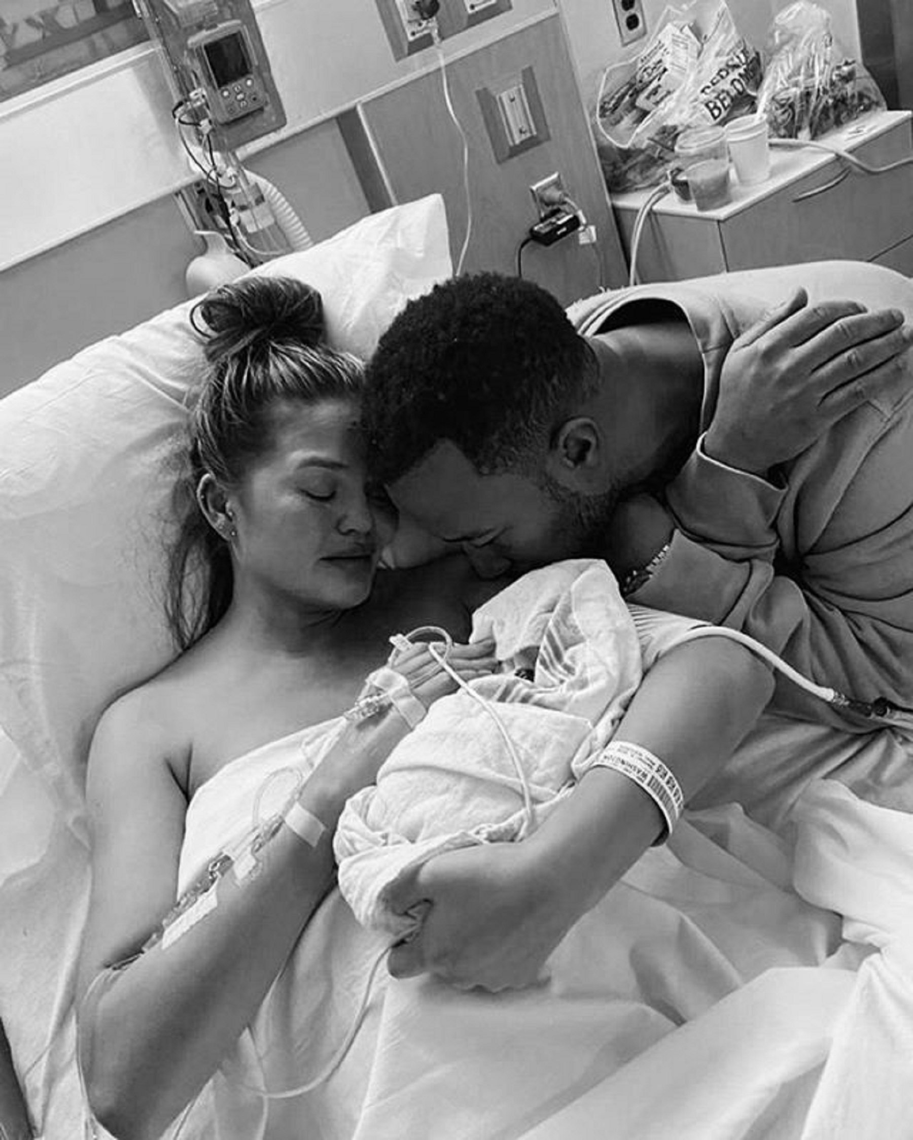Muere el bebé de Chrissy Teigen y John Legend: "Siempre te amaremos"