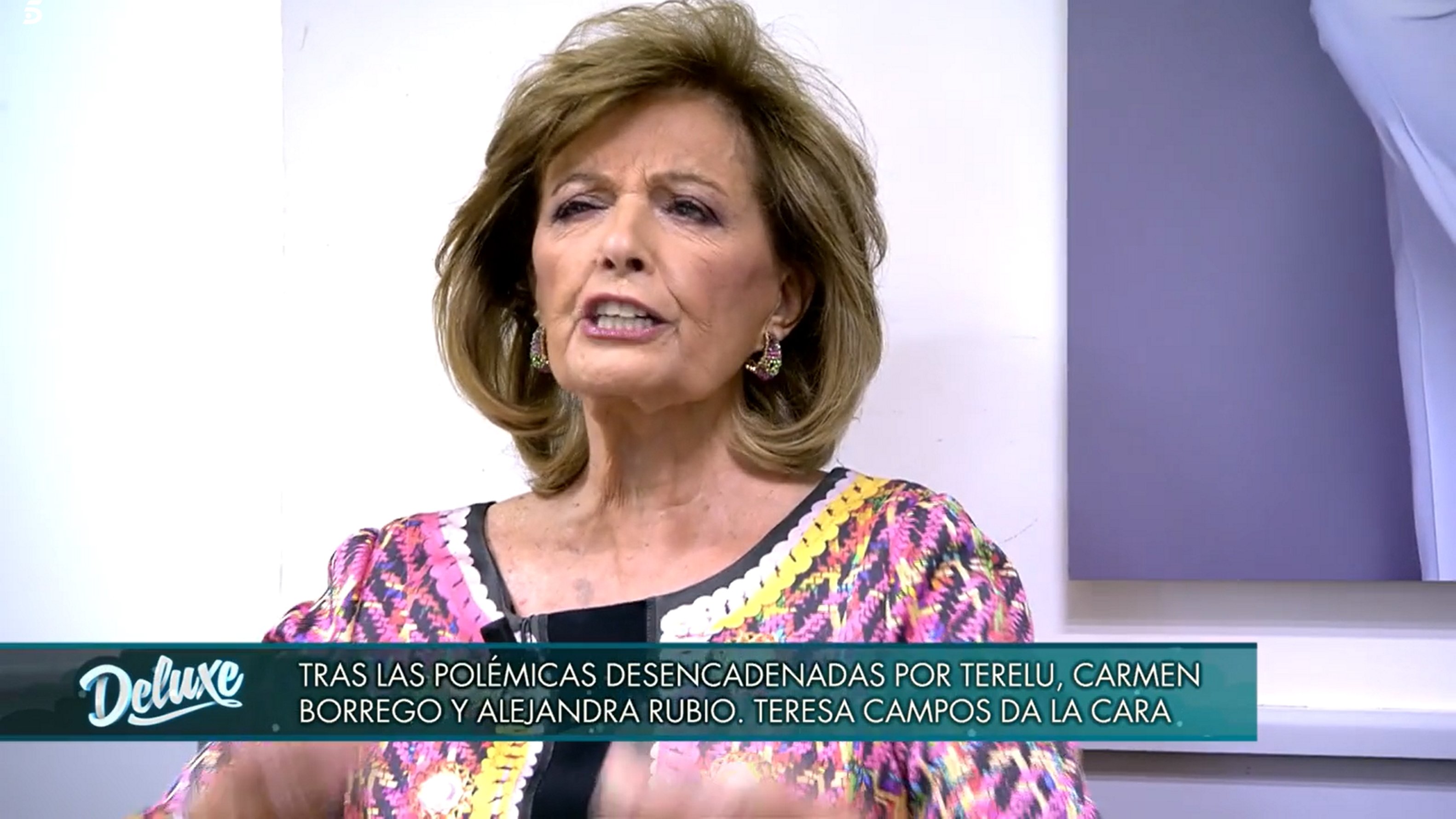 La Campos escupe al presentador catalán número 1: "gilip*, no te quiere nadie"