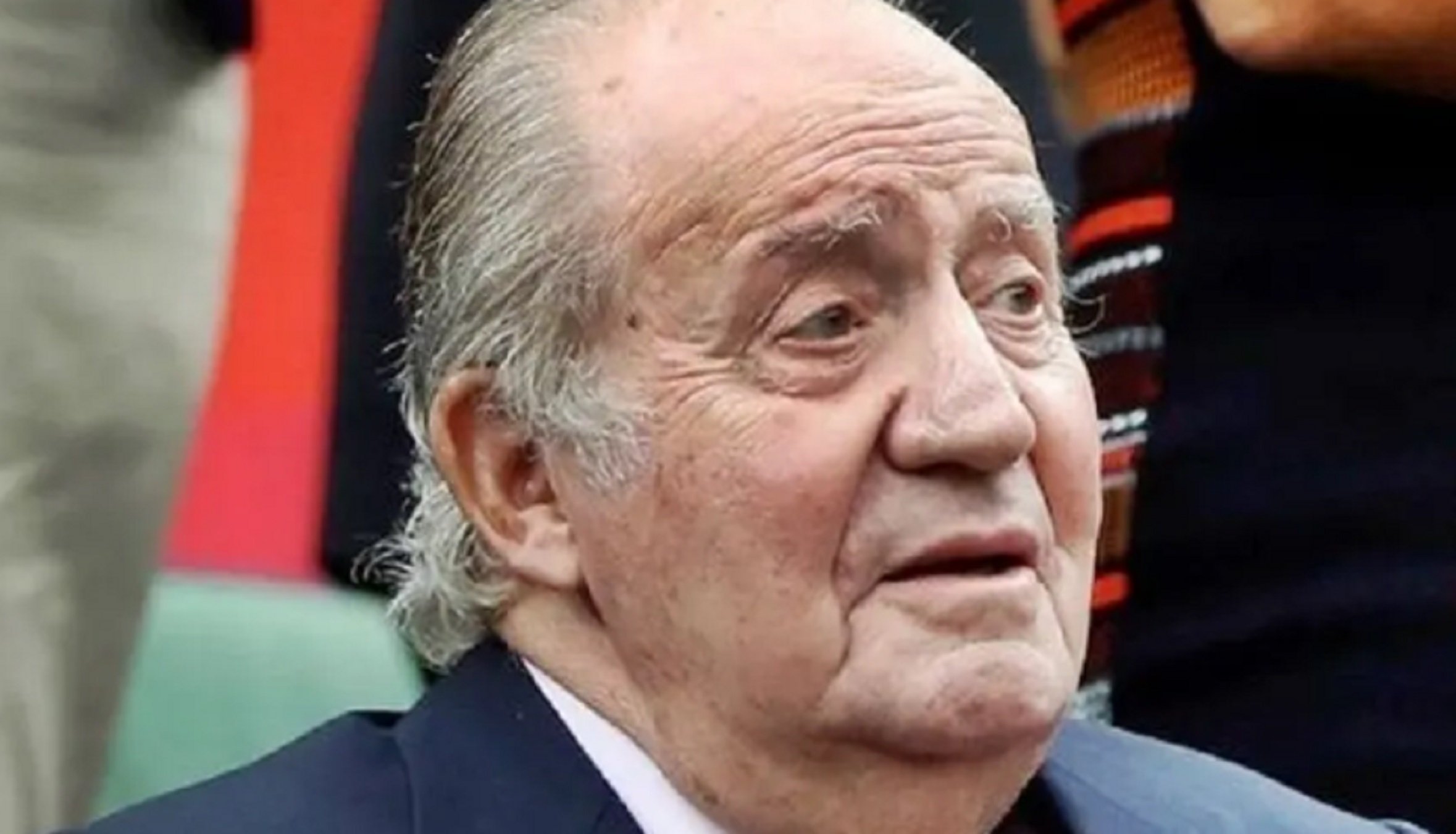 Joan Carles, destrossat: mor un íntim seu amb qui sortia "a ligar"