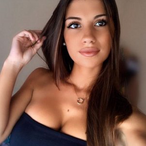 La televisiva Jennifer Baldini despide las vacaciones con topless en la